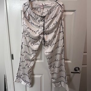 Victoria’s Secret Satin Drawstring Pajama Bottoms Med New Never Worn No Tags